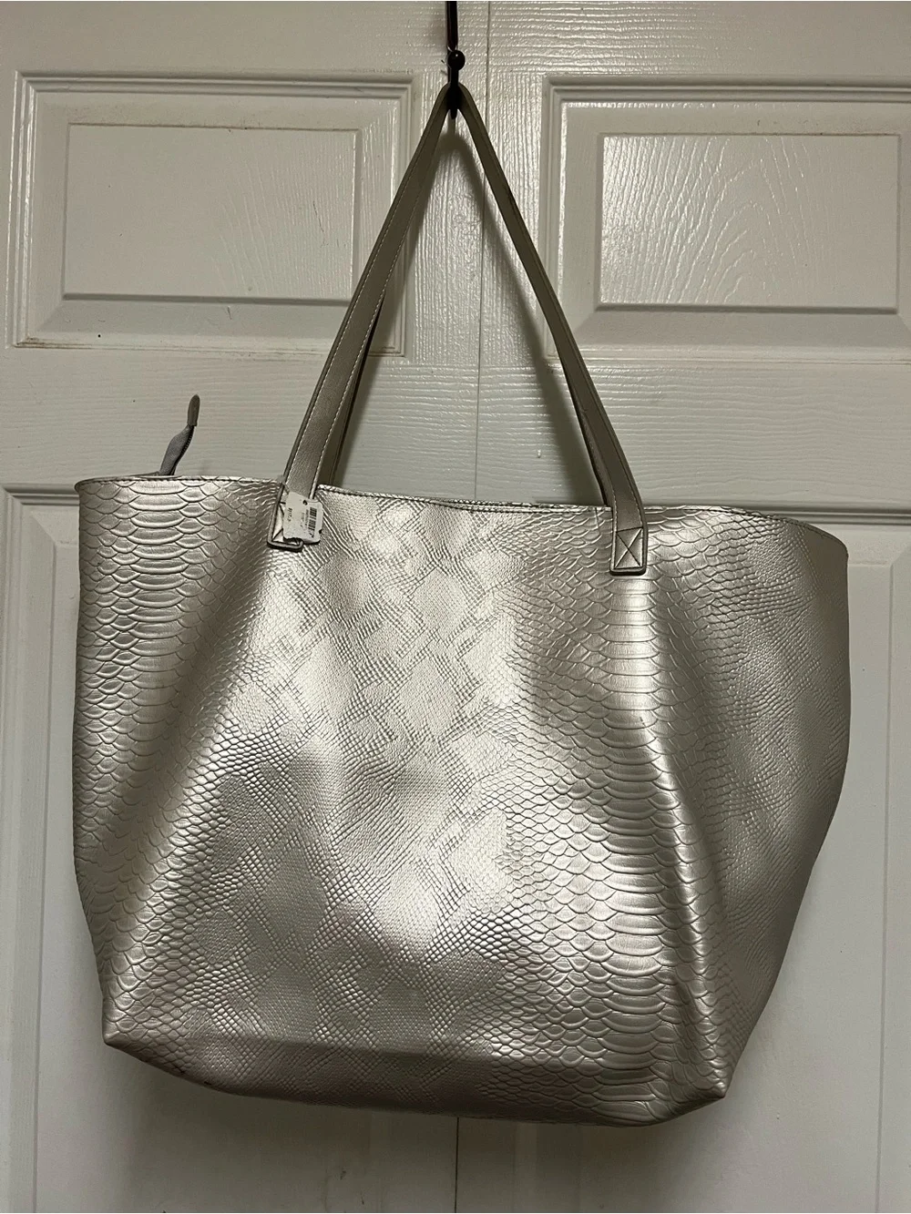 UNBRANDED Large Silver Embossed Tote Bag